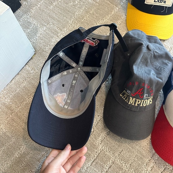 Hat bundle - Picture 3 of 6